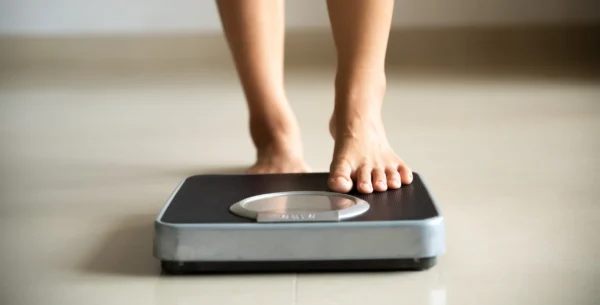Woman-on-Scales-1-Cropped-scaled